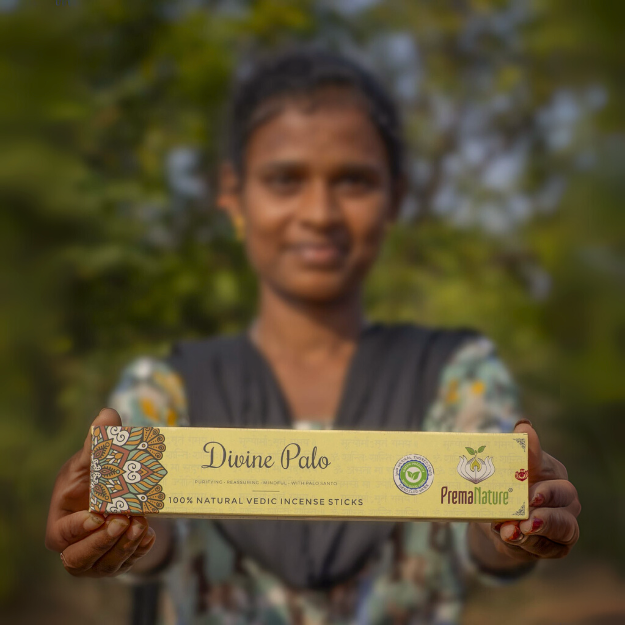 Divine Palo incense (Palo Santo) - 15g