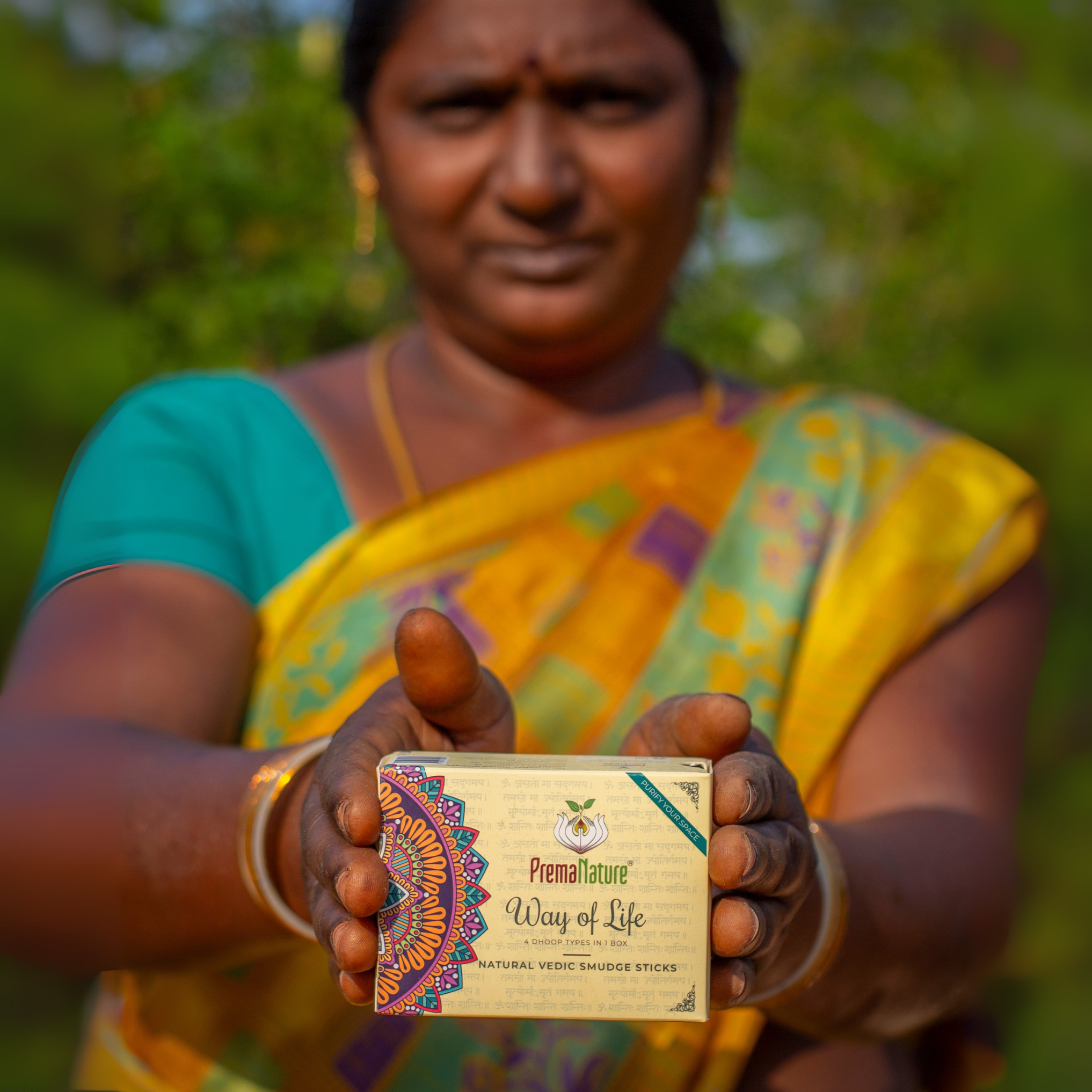 Way of Life dhoop (Oudh, Sandalwood, Patchouli, Vetiver, Ylang Ylang & Cinnamon)