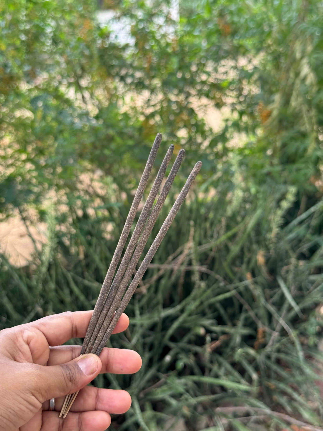 Florabatti Rose — hand-rolled incense sticks, sent unpackaged